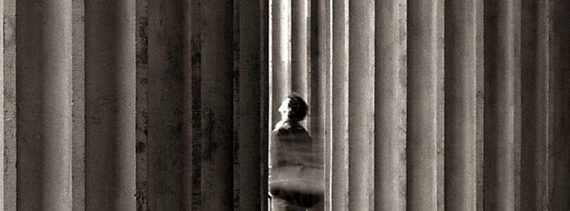 EL MUNDO CLÁSICO: UNA BREVE INTRODUCCIÓN – Mary Beard y  John Henderson